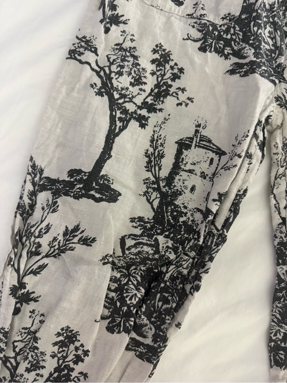 Joie White Linen Pants with Black Toile Print - Picture 2 of 5